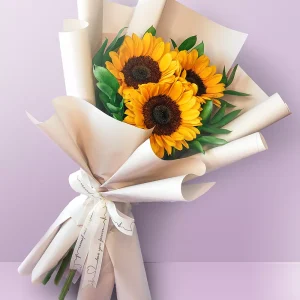 ramo 3 girasoles solo.webp